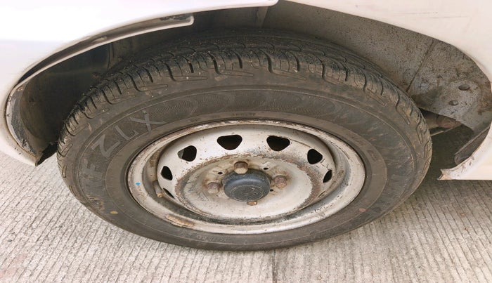 2012 Tata Indica V2 DLS, Diesel, Manual, 1,59,777 km, tyre