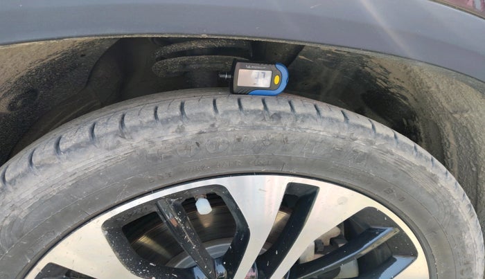 2021 MG HECTOR PLUS SHARP 2.0 DIESEL TURBO MT 6-STR, Diesel, Manual, 31,425 km, tyre