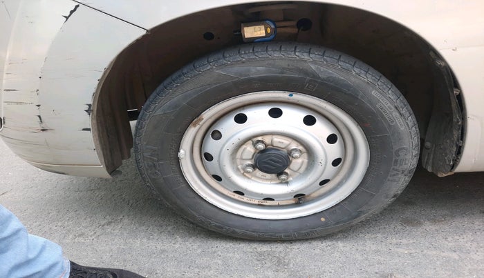 2011 Maruti Wagon R 1.0 LXI, Petrol, Manual, 82,007 km, tyre