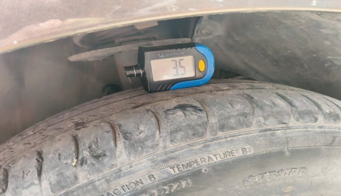 2019 Maruti Swift LXI, Petrol, Manual, 34,972 km, tyre