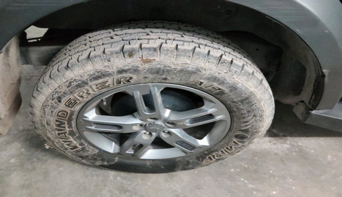 2023 Mahindra Thar LX PETROL HT 4WD AT, Petrol, Automatic, 14,664 km, tyre