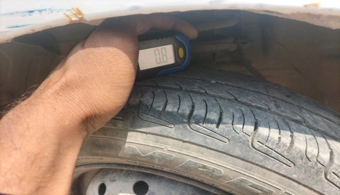 2013 Maruti Alto 800 LXI, CNG, Manual, 62,685 km, tyre