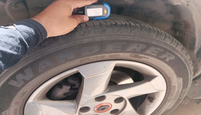 2015 Renault Duster 85 PS RXL DIESEL, Diesel, Manual, 71,451 km, tyre