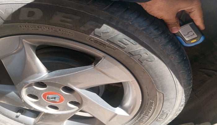 2015 Renault Duster 85 PS RXL DIESEL, Diesel, Manual, 71,451 km, tyre