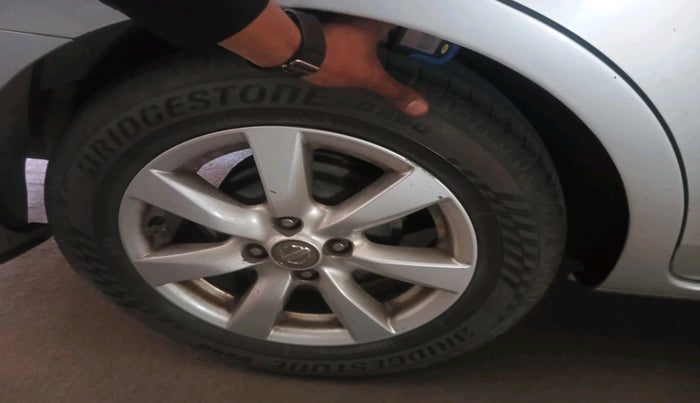 2012 Nissan Sunny XV DIESEL, Diesel, Manual, 1,51,844 km, tyre