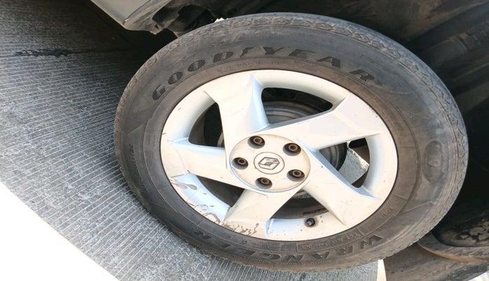 2015 Renault Duster 85 PS RXL DIESEL, Diesel, Manual, 1,08,595 km, tyre