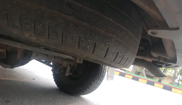2012 Mahindra Scorpio EX M2DI, Diesel, Manual, 2,18,478 km, tyre