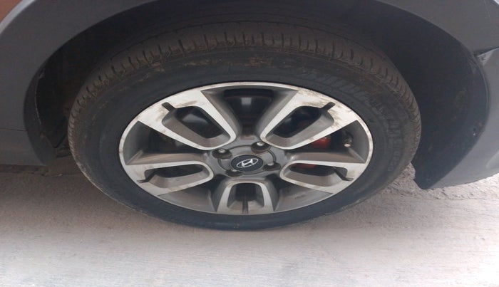 2016 Hyundai Elite i20 MAGNA 1.2, Petrol, Manual, 87,808 km, tyre