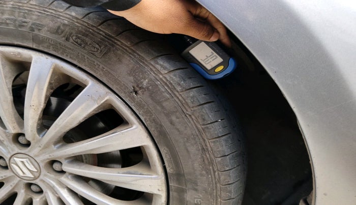 2015 Maruti Ciaz ZDI+, Diesel, Manual, 1,83,654 km, tyre