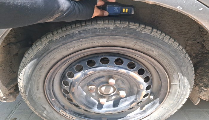 2013 Honda Amaze 1.5L I-DTEC S, Diesel, Manual, 1,96,710 km, tyre