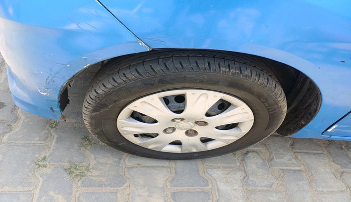 2012 Honda Brio S MT, Petrol, Manual, 95,537 km, tyre