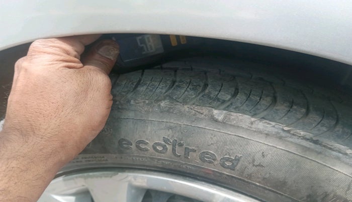 2015 Hyundai Grand i10 SPORTZ 1.2 KAPPA VTVT, Petrol, Manual, 1,08,187 km, tyre