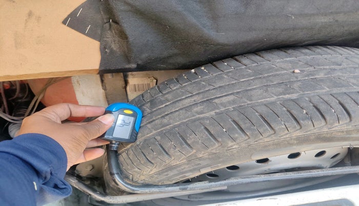 2020 Maruti New Wagon-R LXI CNG (O) 1.0, CNG, Manual, 1,28,131 km, tyre