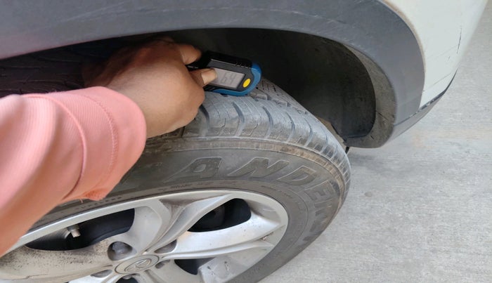 2019 Tata Harrier XZ 2.0L, Diesel, Manual, 63,589 km, tyre