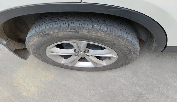 2019 Tata Harrier XZ 2.0L, Diesel, Manual, 63,589 km, tyre