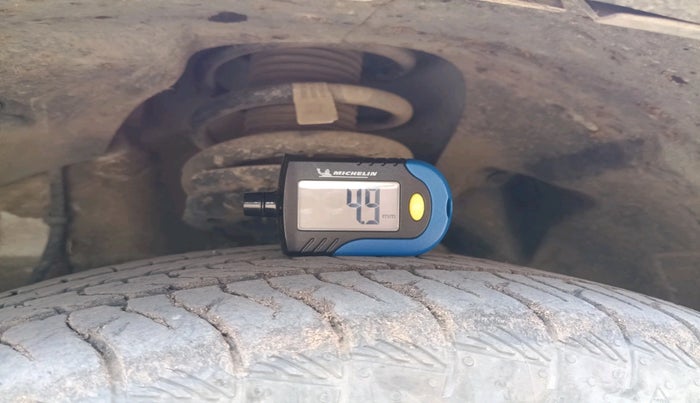 2024 Mahindra XUV 3XO MX3 Pro 1.2 L TCMPFi, Petrol, Manual, 26,660 km, tyre