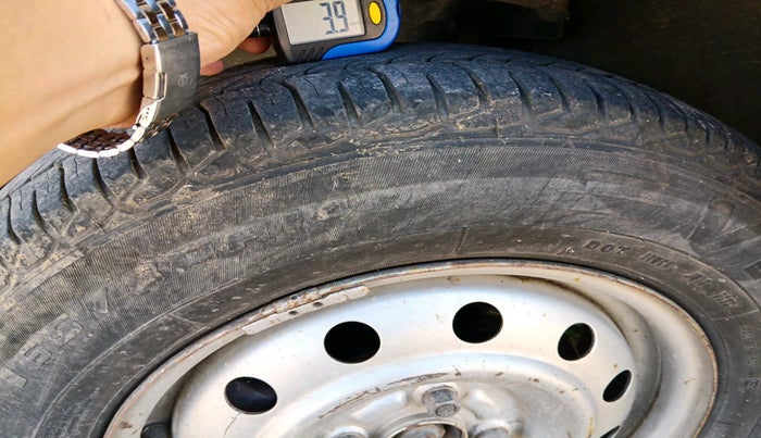 2009 Maruti Ritz LXI, CNG, Manual, 1,08,398 km, tyre