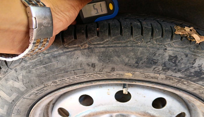 2009 Maruti Ritz LXI, CNG, Manual, 1,08,398 km, tyre