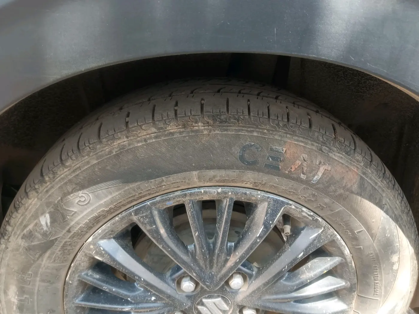 2019 Maruti XL6 ALPHA AT, Petrol, Automatic, 99,315 km, tyre