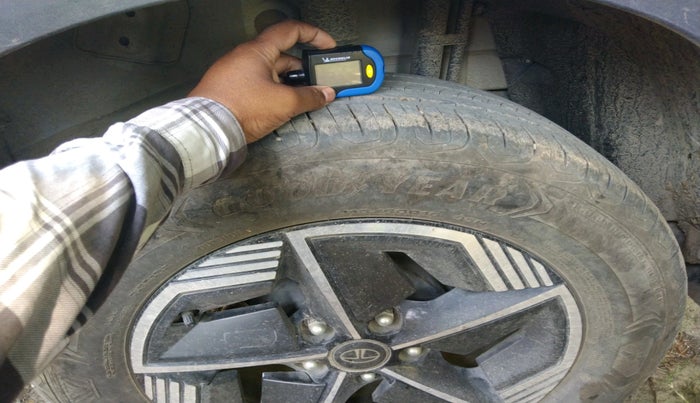 2024 Tata NEXON CREATIVE + 1.2 PETROL, Petrol, Manual, 29,265 km, tyre