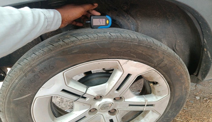 2021 Renault Kiger RXT MT, Petrol, Manual, 83,328 km, tyre