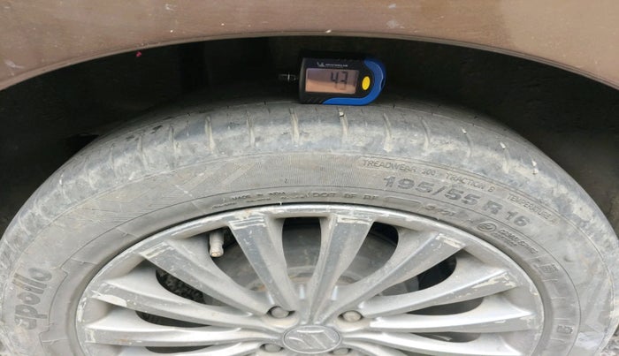 2016 Maruti Ciaz ZDI+ SHVS, Diesel, Manual, 1,02,841 km, tyre