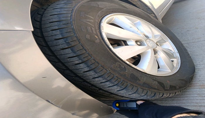 2013 Hyundai i20 SPORTZ 1.4 CRDI, Diesel, Manual, 1,30,101 km, tyre