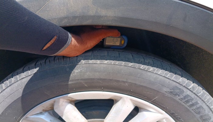 2016 Hyundai Creta SX PLUS 1.6 DIESEL, Diesel, Manual, 1,30,343 km, tyre