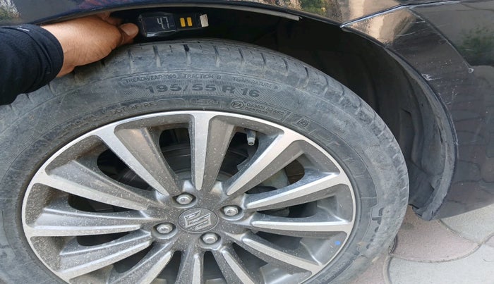 2019 Maruti Ciaz ALPHA  AT 1.5 SHVS PETROL, Petrol, Automatic, 54,891 km, tyre