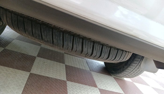 2023 Toyota Fortuner 4X4 AT 2.8 DIESEL, Diesel, Automatic, 83,943 km, tyre