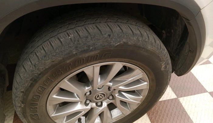 2023 Toyota Fortuner 4X4 AT 2.8 DIESEL, Diesel, Automatic, 83,943 km, tyre