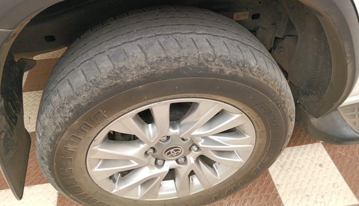 2023 Toyota Fortuner 4X4 AT 2.8 DIESEL, Diesel, Automatic, 83,943 km, tyre