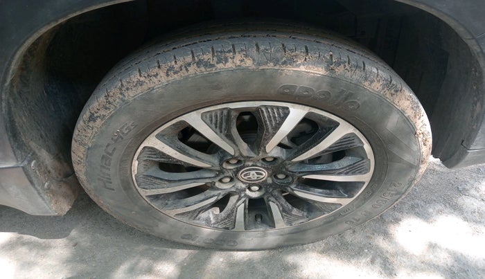 2022 Toyota URBAN CRUISER PREMIUM GRADE MT, Petrol, Manual, 27,371 km, tyre