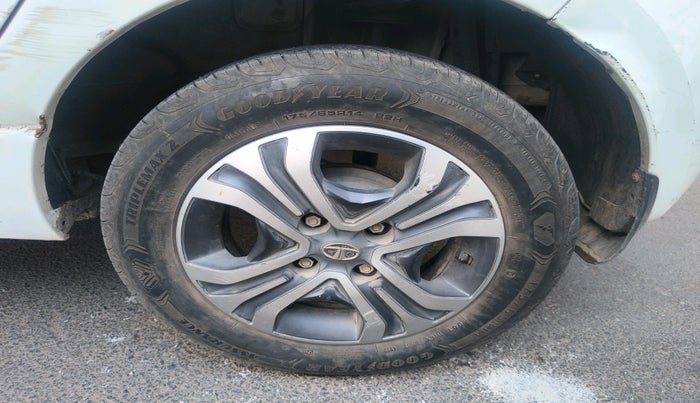 2019 Tata Tiago XZ DIESEL, Diesel, Manual, 61,614 km, tyre