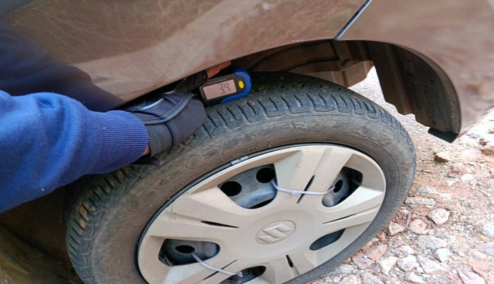 2013 Maruti Wagon R 1.0 VXI, Petrol, Manual, 65,884 km, tyre