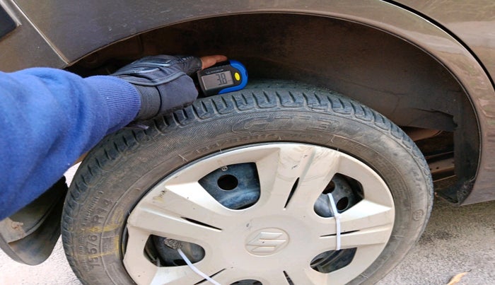 2013 Maruti Wagon R 1.0 VXI, Petrol, Manual, 65,884 km, tyre