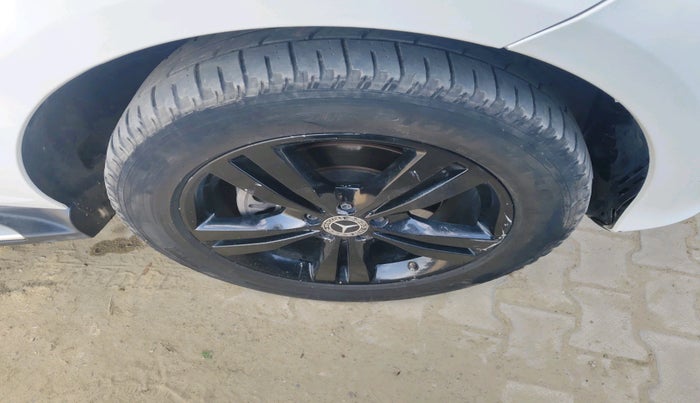 2018 Mercedes Benz GLE 350 D4 MATIC, Diesel, Automatic, 1,30,509 km, tyre