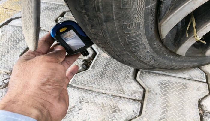 2016 Tata Zest XMS PETROL, CNG, Manual, 1,14,715 km, tyre