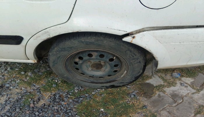 2008 Ford Ikon 1.4 DIESEL, Diesel, Manual, 1,43,396 km, tyre