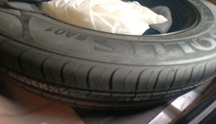 2022 KIA SELTOS HTK PLUS 1.5 DIESEL IMT, Diesel, Manual, 68,812 km, tyre