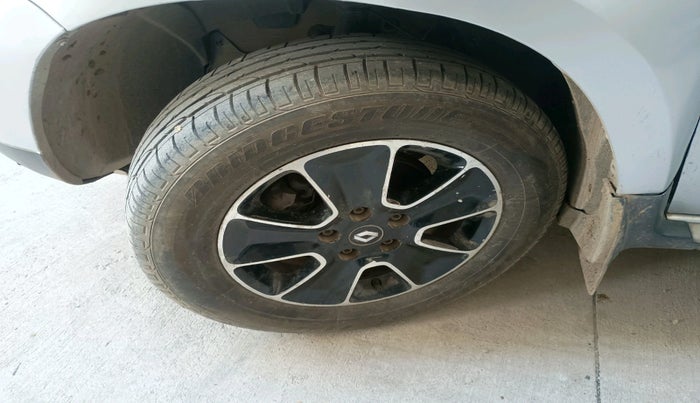 2016 Renault Duster 110 PS RXL 4X2 AMT, Diesel, Automatic, 1,57,421 km, tyre