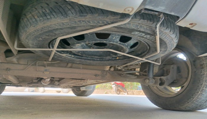 2016 Renault Duster 110 PS RXL 4X2 AMT, Diesel, Automatic, 1,57,421 km, tyre