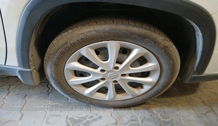 2024 Maruti Grand Vitara DELTA SMART HYBRID, Petrol, Manual, 5,049 km, tyre