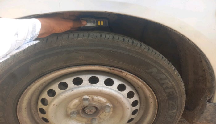 2014 Honda Amaze 1.5L I-DTEC E, Diesel, Manual, 1,19,486 km, tyre