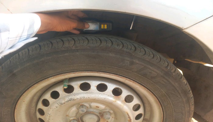 2014 Honda Amaze 1.5L I-DTEC E, Diesel, Manual, 1,19,486 km, tyre