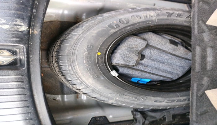 2019 KIA SELTOS HTX IVT 1.5 PETROL, Petrol, Automatic, 52,565 km, tyre