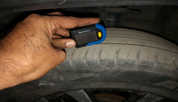 2017 Maruti Vitara Brezza VDI, Diesel, Manual, 1,06,931 km, tyre