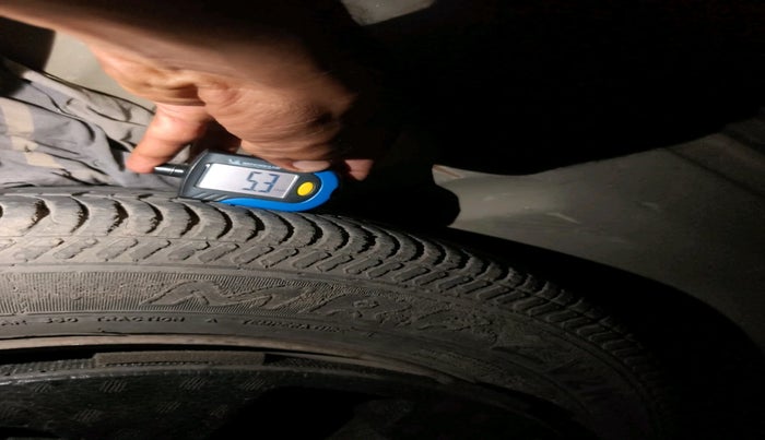 2017 Maruti Vitara Brezza VDI, Diesel, Manual, 1,06,931 km, tyre