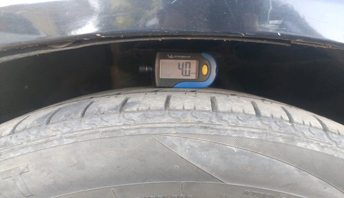 2014 Honda Mobilio 1.5L I-DTEC RS, Diesel, Manual, 1,59,641 km, tyre