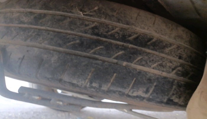 2014 Honda Mobilio 1.5L I-DTEC RS, Diesel, Manual, 1,59,641 km, tyre